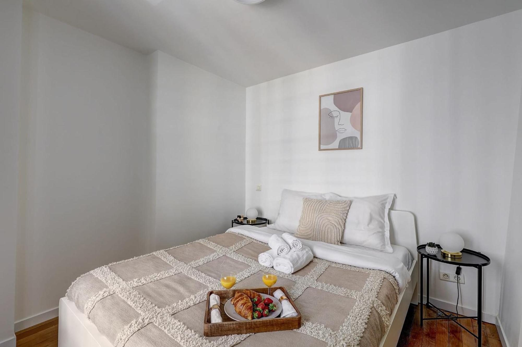 Champs-Elysees - 2Br With Balcony - Cityapartmentstay Paris Exterior foto