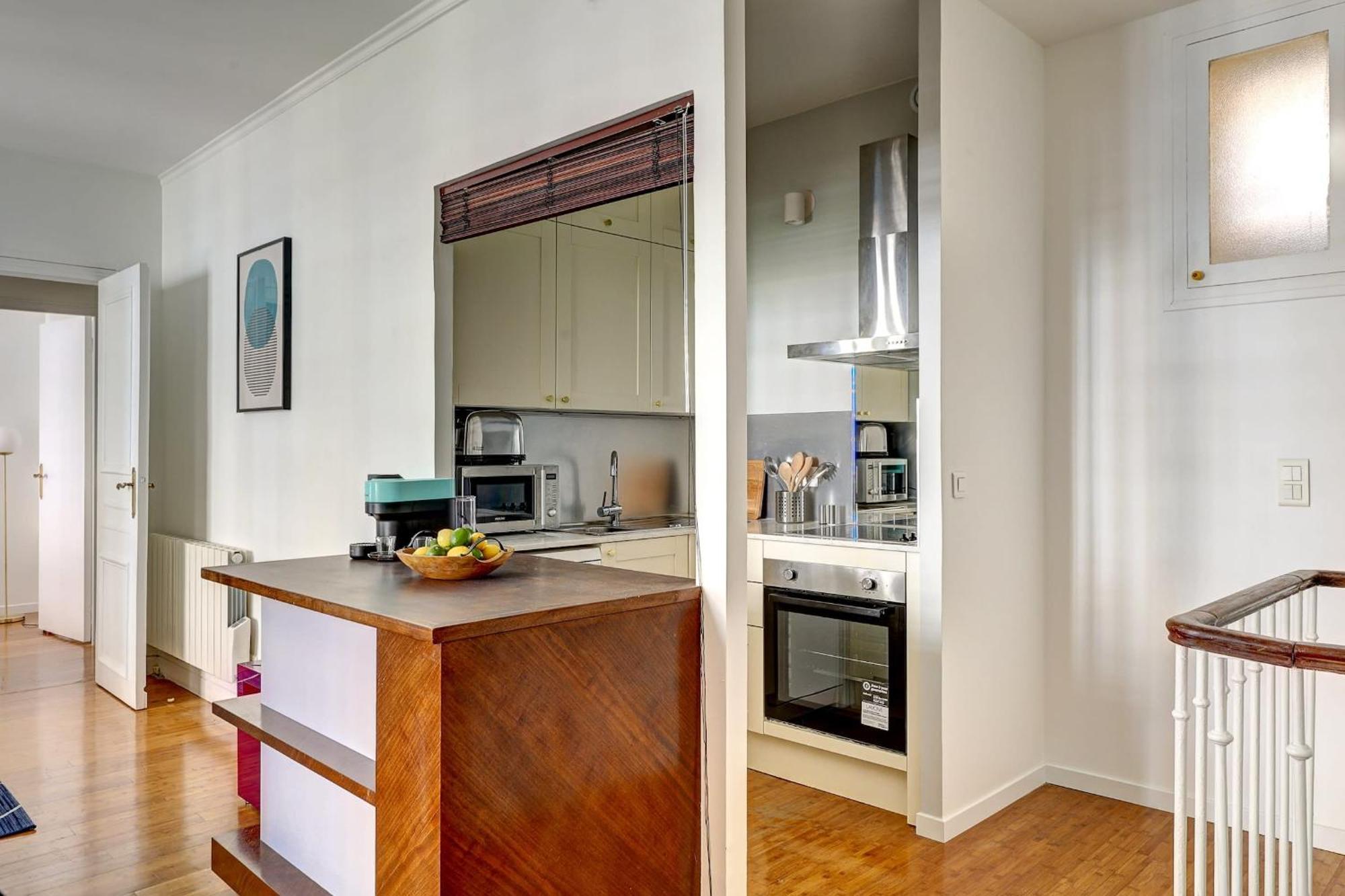 Champs-Elysees - 2Br With Balcony - Cityapartmentstay Paris Exterior foto